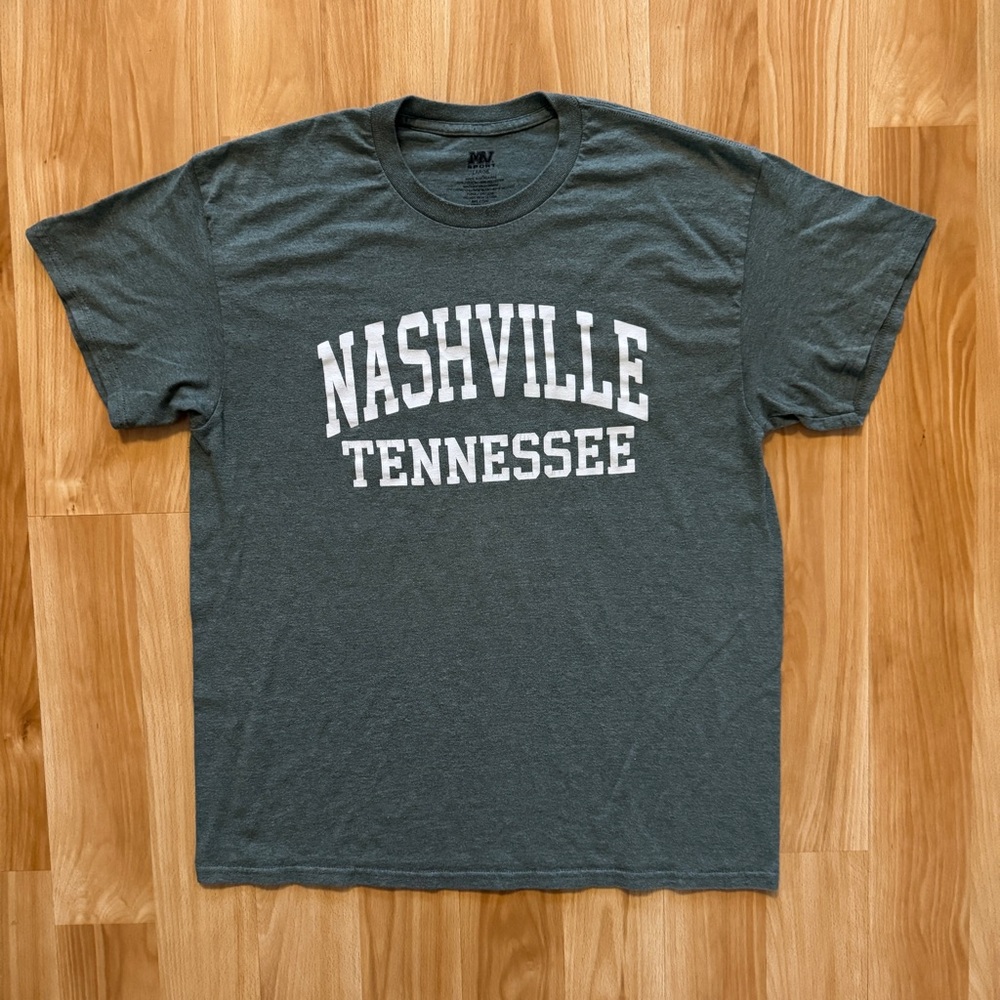 Nashville Tennessee TN Tee T Shirt- Men’s Large